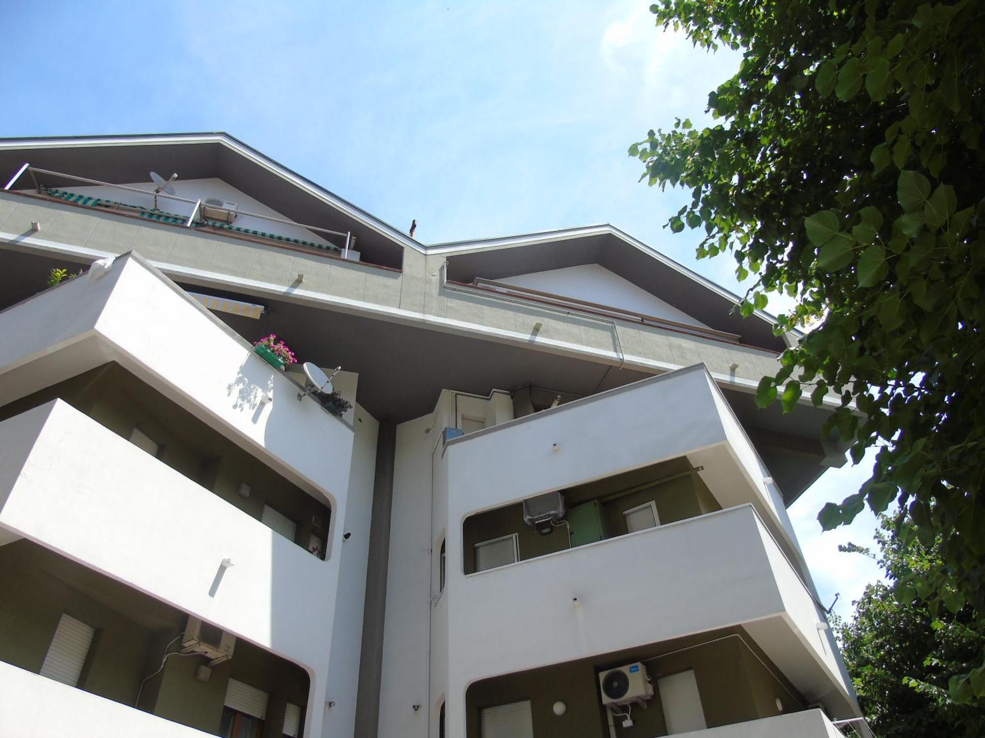 Homiday - Attico Ermione Apartment Francavilla Al Mare Luaran gambar